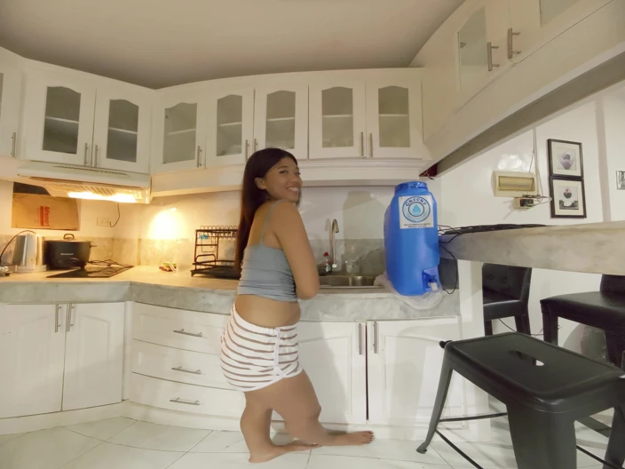 When Housekeeping Duties Include Dick Sucking & Riding